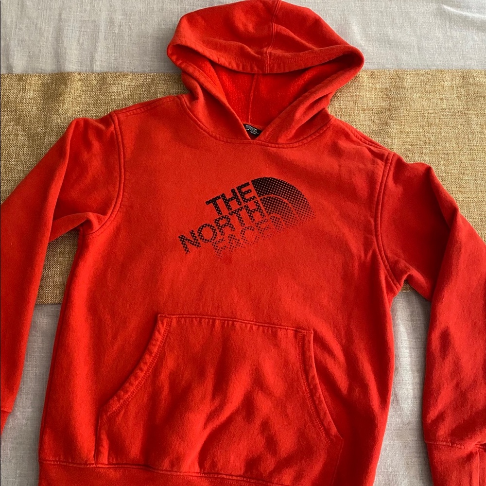 Boys Medium NorthFace Hoodie!